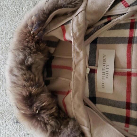 BURBERRY CHECK LINED WOOL TOGGLE DUFFLE COAT WITH FUR TRIMMED HOOD - Picture 8 of 15